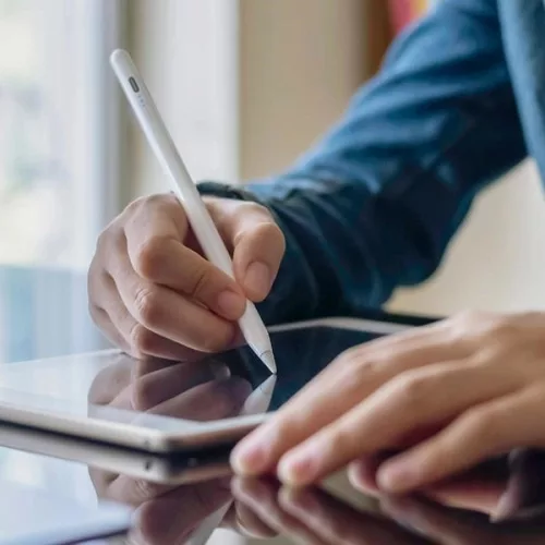 Uniq Pixo Lite 2.0 Magnetic Stylus Pen iPad-hez - Fehér