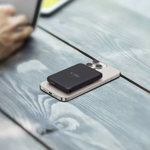 Tech-Protect LifeMag PB10 MagSafe Powerbank 5000mAh 15W USB-C port + USB-C kábel - Fekete