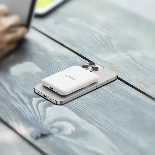 Tech-Protect LifeMag PB10 MagSafe Powerbank 5000mAh 15W USB-C port + USB-C kábel - Fehér