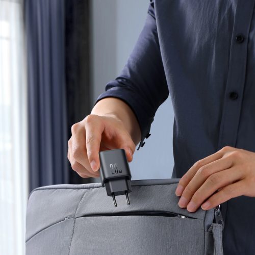 Joyroom JR-TCF20 USB-C PD 20W network charger - fekete