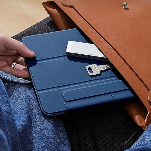 ESR Rebound Mágneses Trifold iPad tok Stylus Pen tartóval - iPad Pro 12.9” 2020 / 2021 / 2022 / iPad Air 13” 2024 / 2025 - Kék